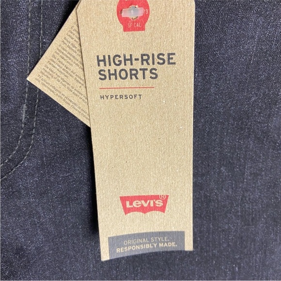 LEVI’S High Rise Distressed Shorts - Picture 7 of 11